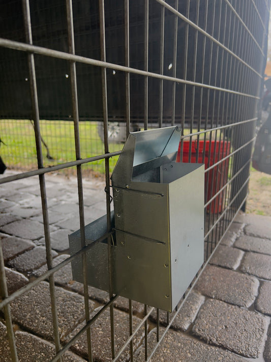 galvanized automatic dog feeder